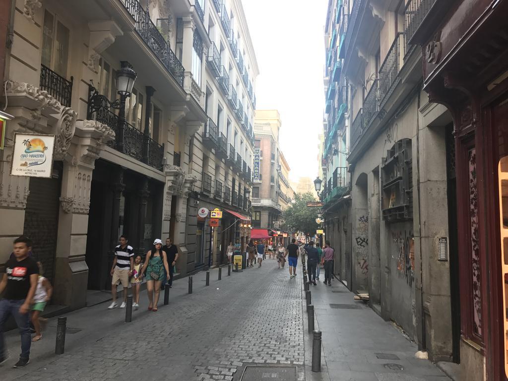 El Botones - Huertas Madrid Exterior photo